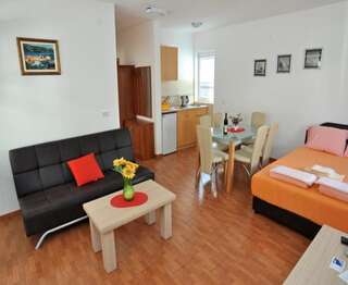 Апартаменты Apartments Franićević Петровац Апартаменты с 1 спальней и балконом-25